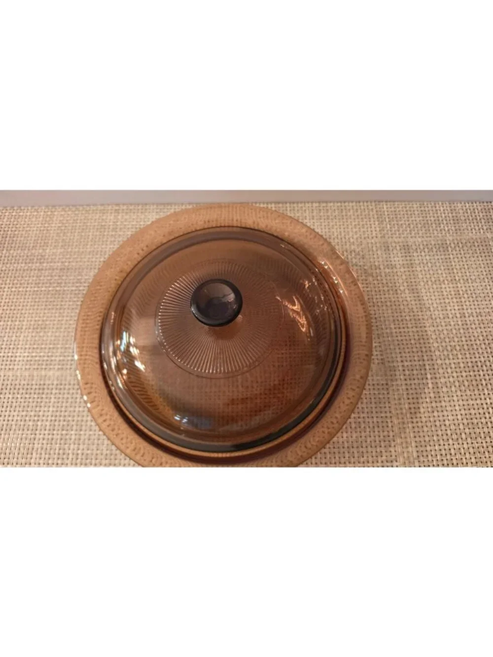 VINTAGE CORNING VISIONS AMBER 1 QT RIBBED CASSEROLE DISH V-31-B WITH GLASS LID